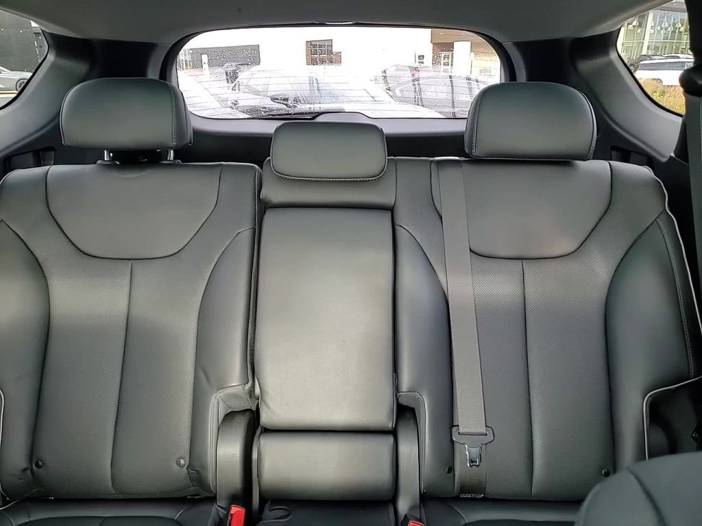 Used 2022 Hyundai Santa Fe SEL w/ Convenience + Premium Package image 24