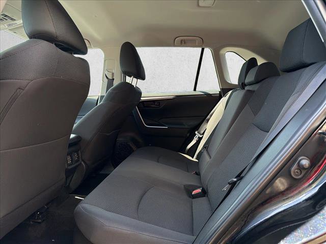 Used 2025 Toyota RAV4 LE AWD/4WD image 21