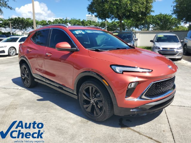 Certified 2024 Buick Encore GX Sport Touring FWD image 5