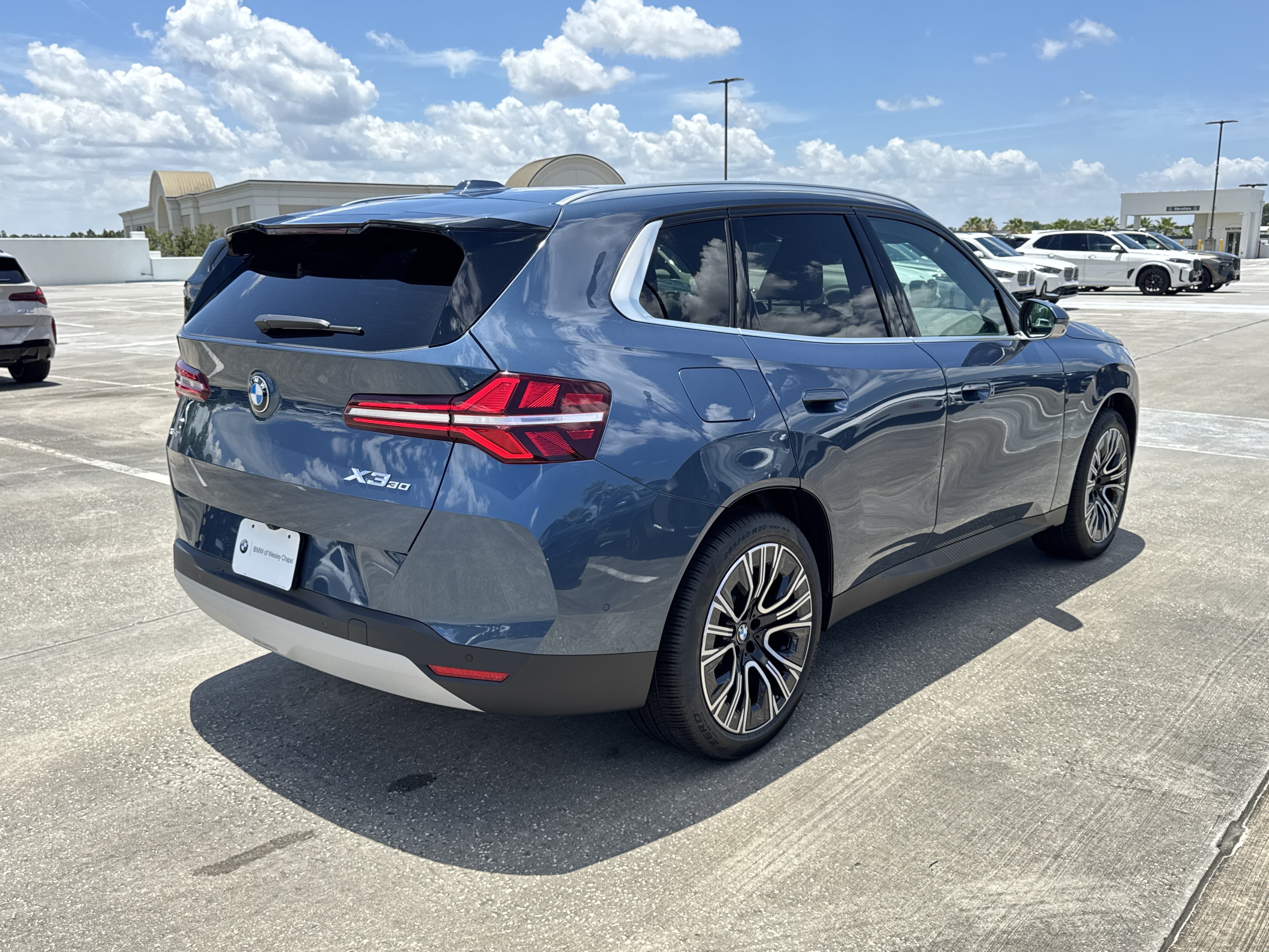 New 2026 BMW X3 xDrive30i w/ Premium Package AWD/4WD image 7