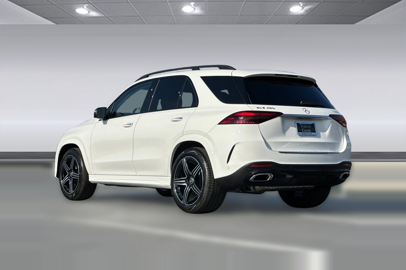 New 2026 Mercedes-Benz GLE 450 4MATIC image 3