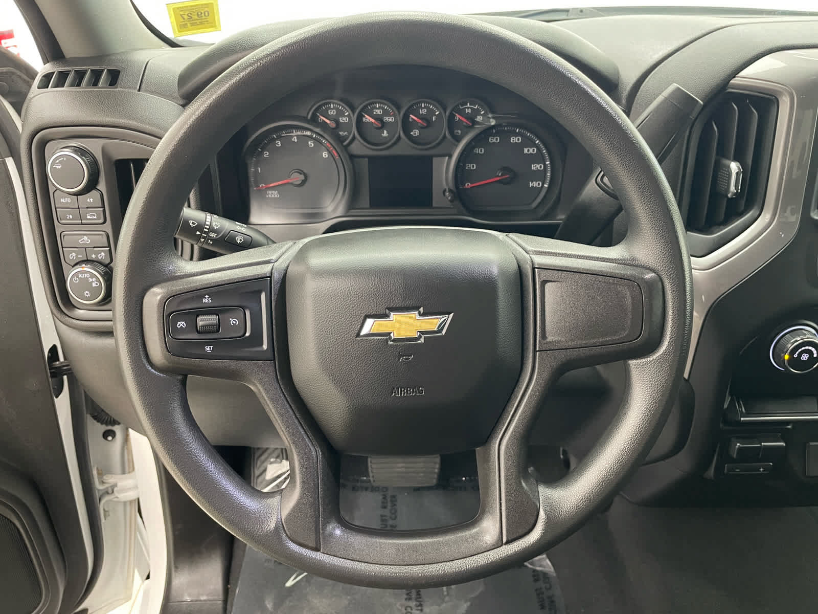 Used 2020 Chevrolet Silverado 1500 Custom w/ Custom Value Package AWD/4WD image 10