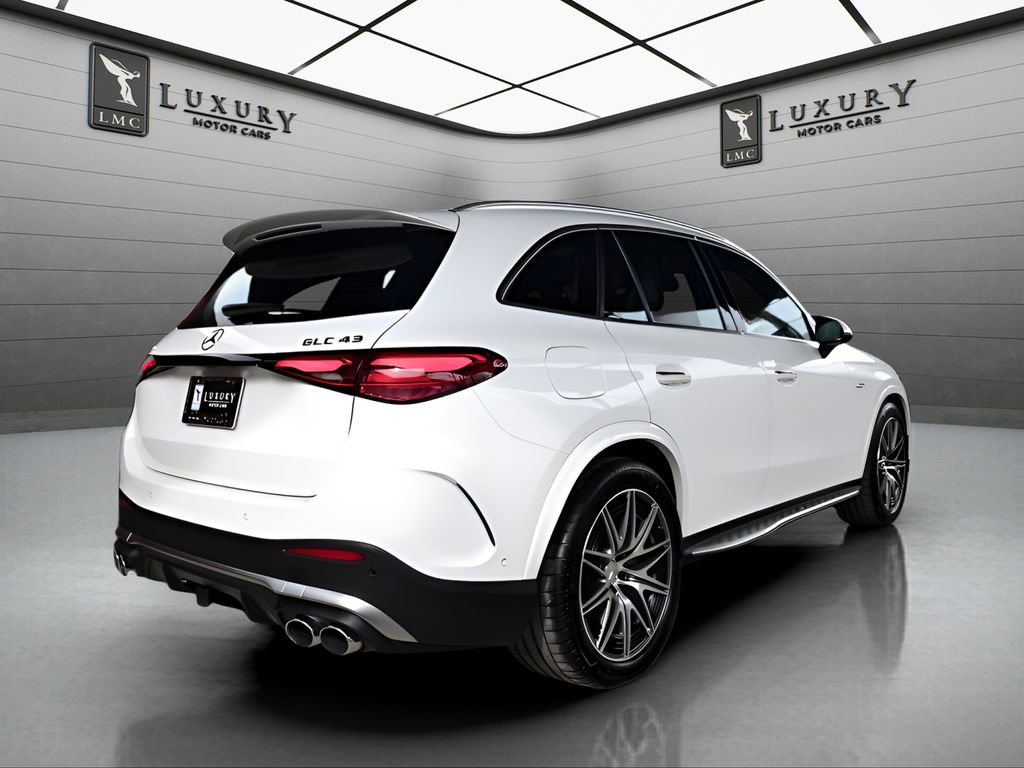 Used 2025 Mercedes-Benz GLC 43 AMG 4MATIC image 8
