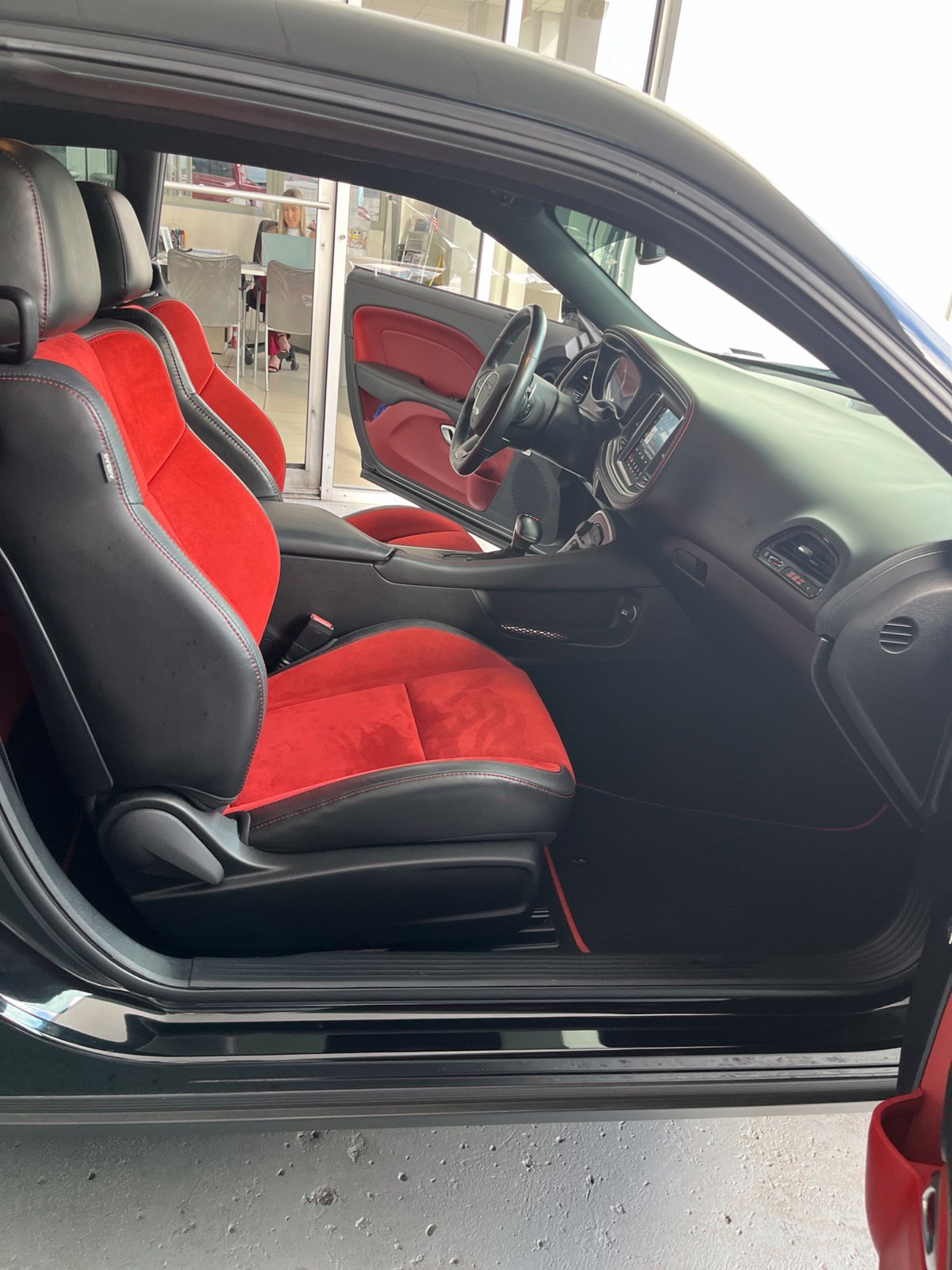 Used 2020 Dodge Challenger R/T Scat Pack RWD image 31