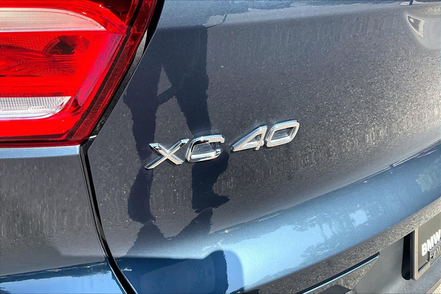 Used 2021 Volvo XC40 T4 Inscription w/ Protection Package FWD image 33