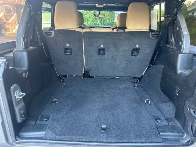 Used 2020 Jeep Wrangler Unlimited Sport w/ Cold Weather Group AWD/4WD image 18