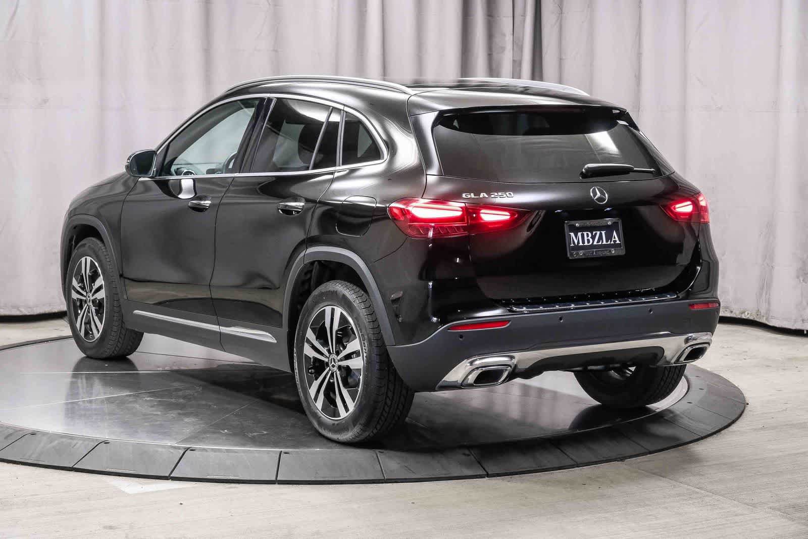 Certified 2026 Mercedes-Benz GLA 250 image 2