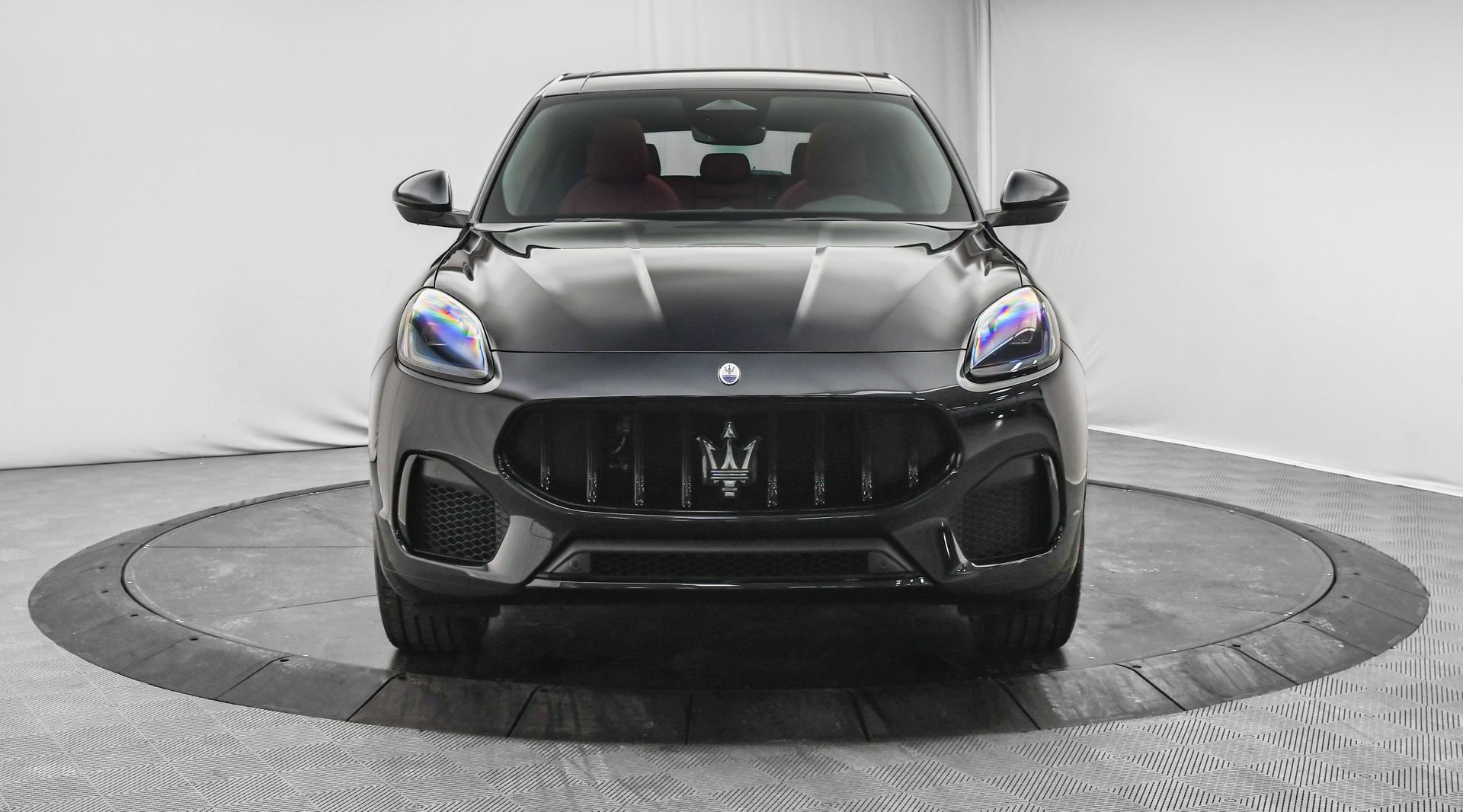 New 2026 Maserati Grecale Modena image 2