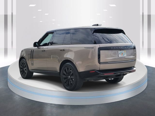 Used 2023 Land Rover Range Rover SE image 4