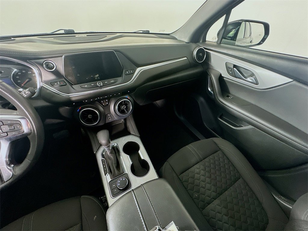 Used 2022 Chevrolet Blazer LT image 11