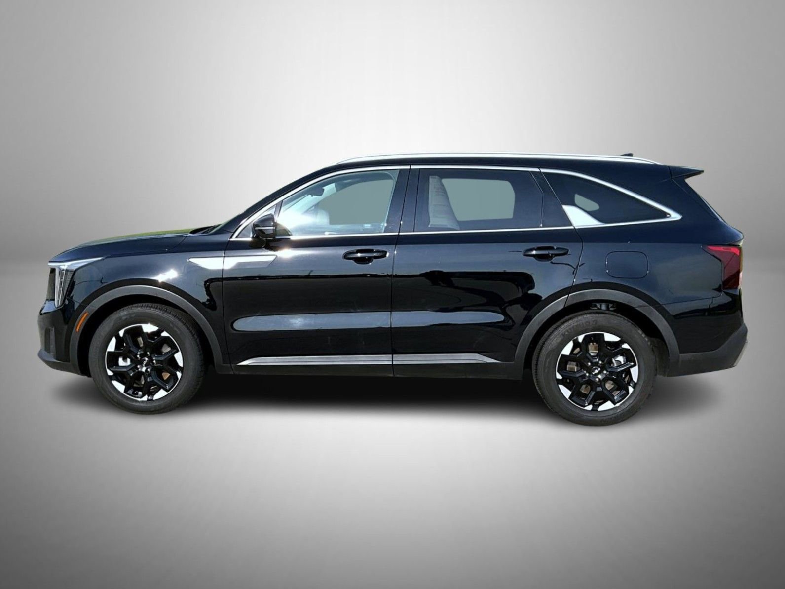 Used 2024 Kia Sorento S image 8