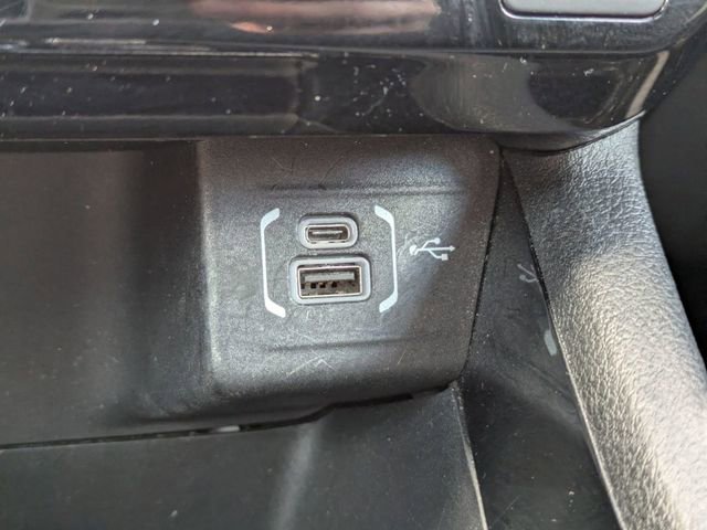 Used 2024 Jeep Compass Limited image 23