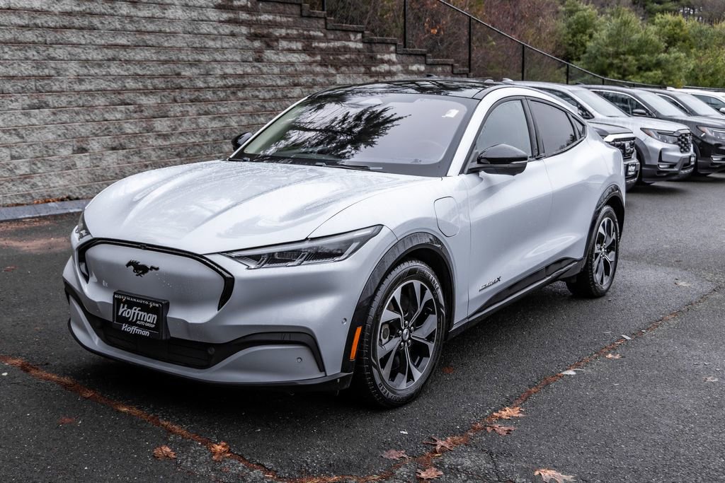 Used 2021 Ford Mustang Mach-E Premium image 11