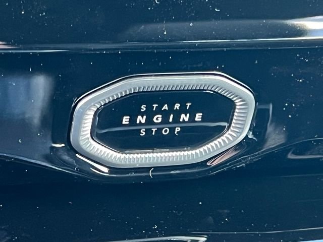 New 2026 Jeep Grand Cherokee Altitude AWD/4WD image 28