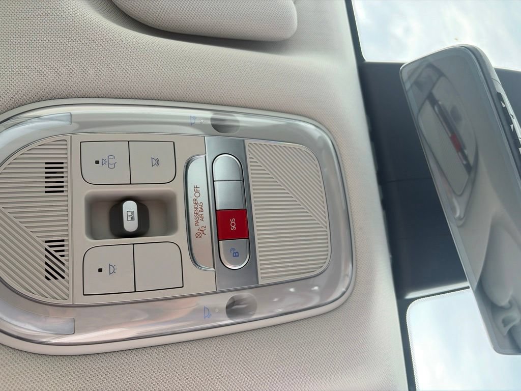 Used 2026 Hyundai Ioniq 5 Limited AWD/4WD image 19