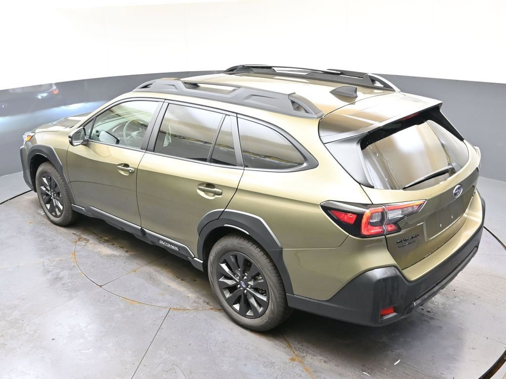 Certified 2025 Subaru Outback Onyx Edition image 38