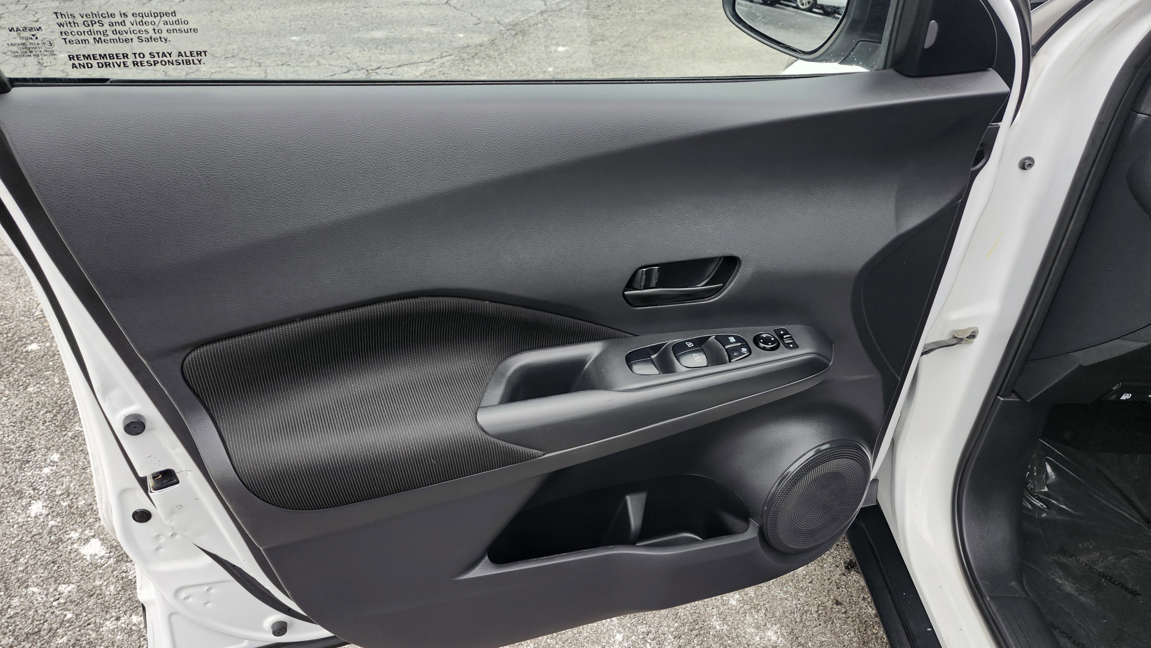 Used 2021 Nissan Kicks S image 21