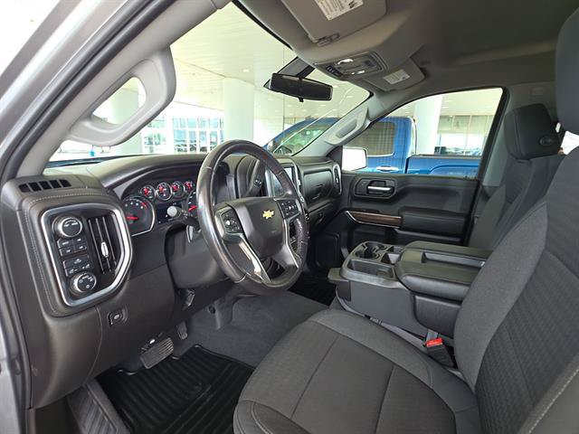 Used 2021 Chevrolet Silverado 1500 LT w/ Z71 Off-Road Package AWD/4WD image 10