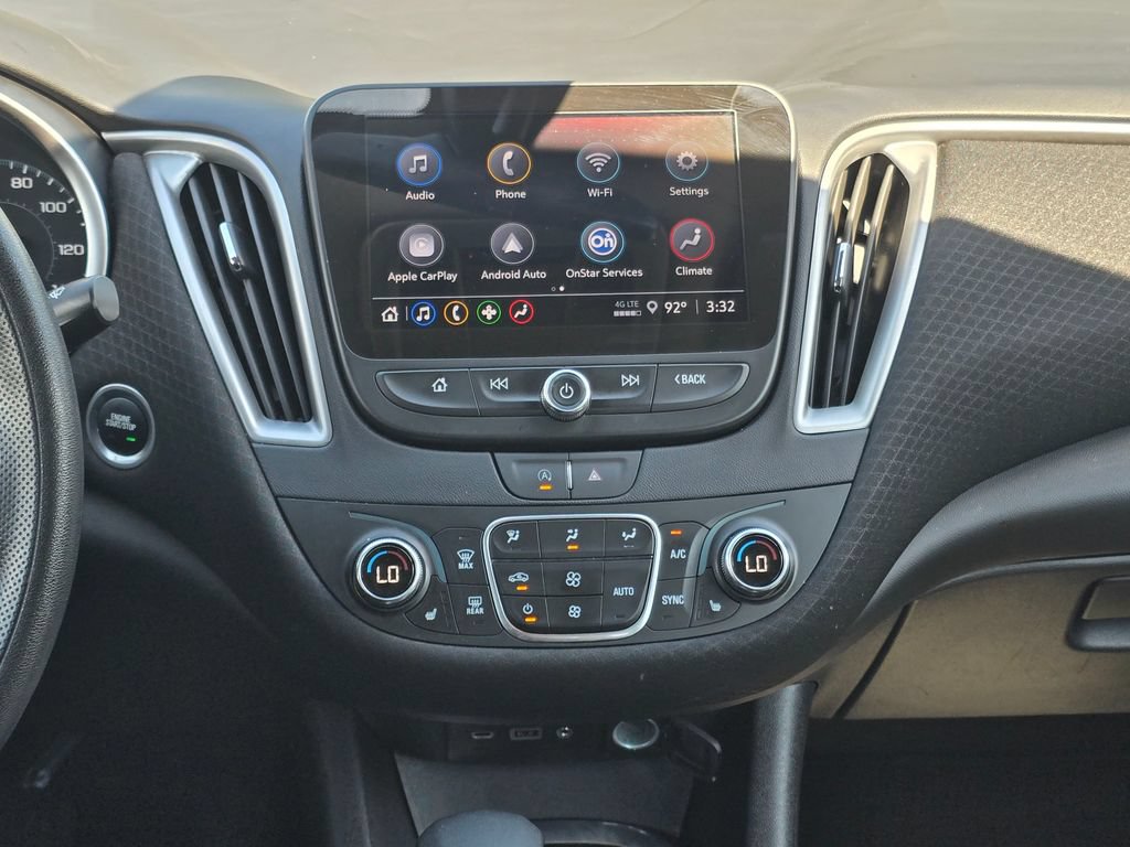 Certified 2025 Chevrolet Malibu LT FWD image 17
