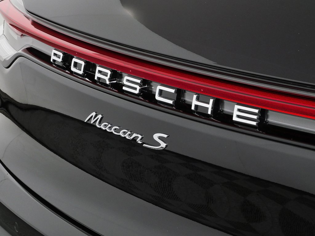 New 2026 Porsche Macan S image 38