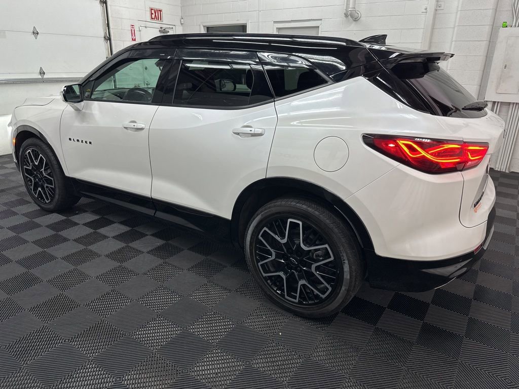 Used 2024 Chevrolet Blazer RS w/ Driver Confidence II Package image 7