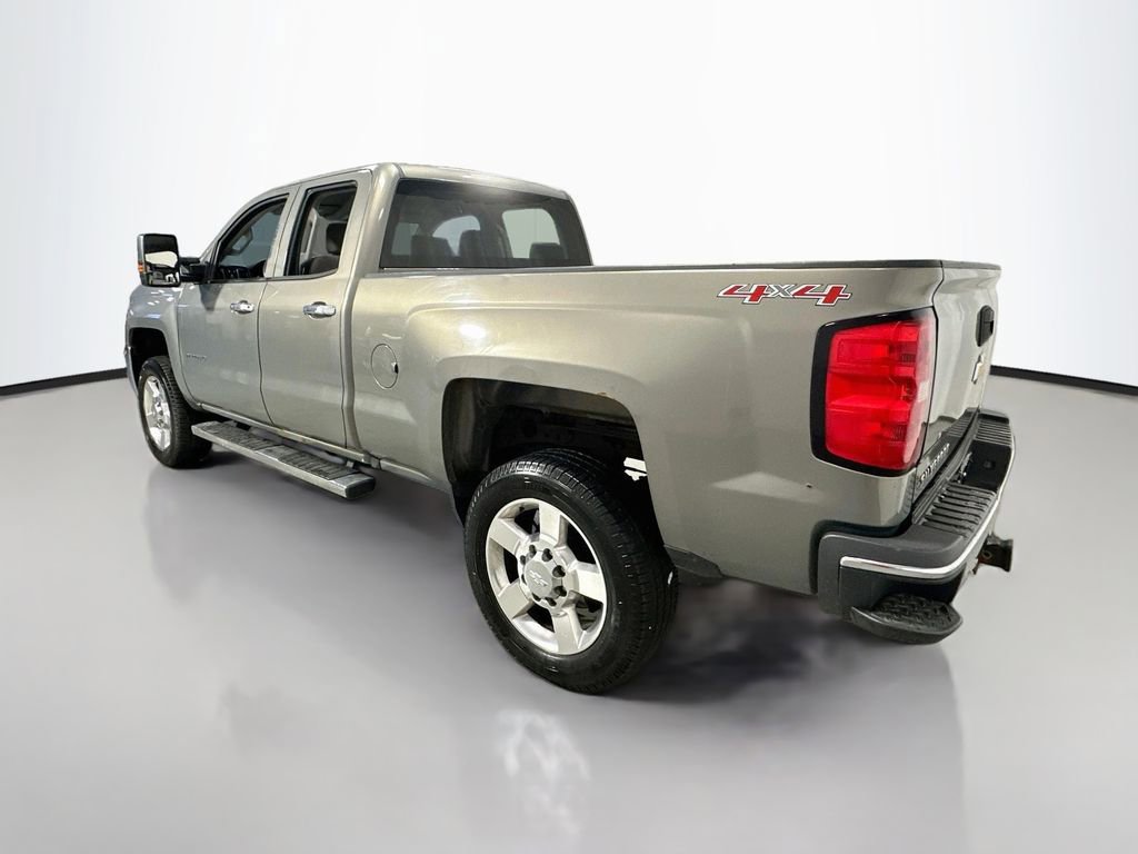 Used 2017 Chevrolet Silverado 2500 W/T AWD/4WD image 6