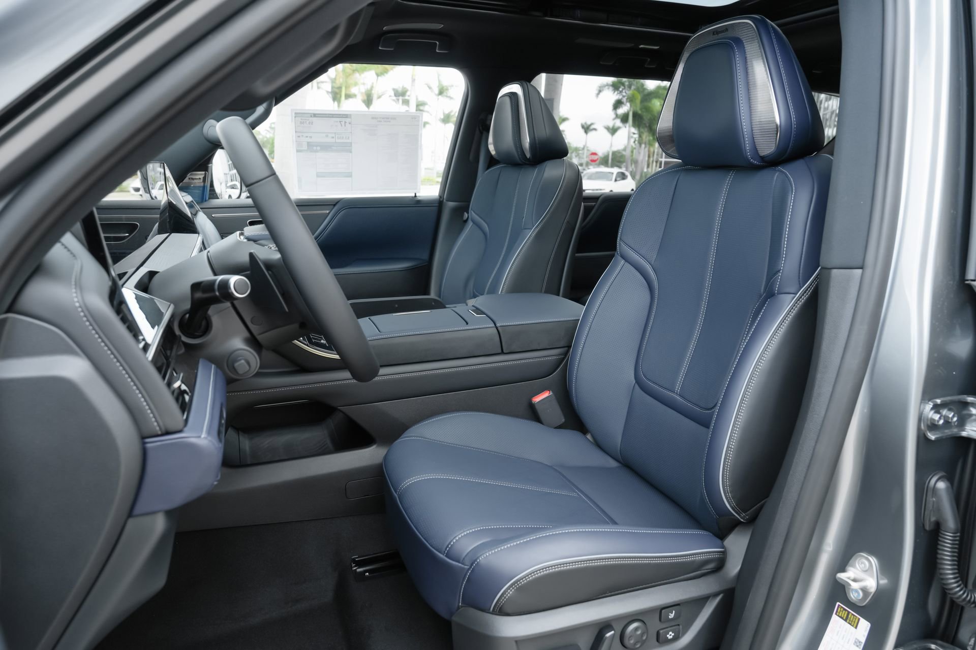New 2026 INFINITI QX80 4WD w/ Sport Exterior Package image 8