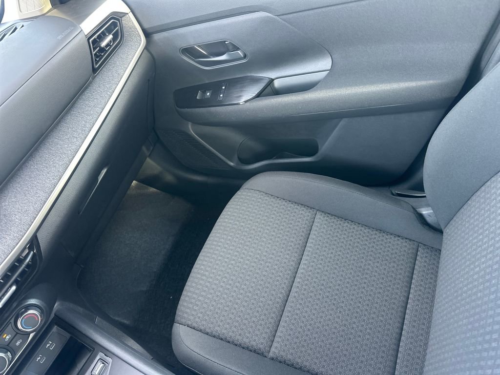 New 2026 Nissan Kicks S image 23