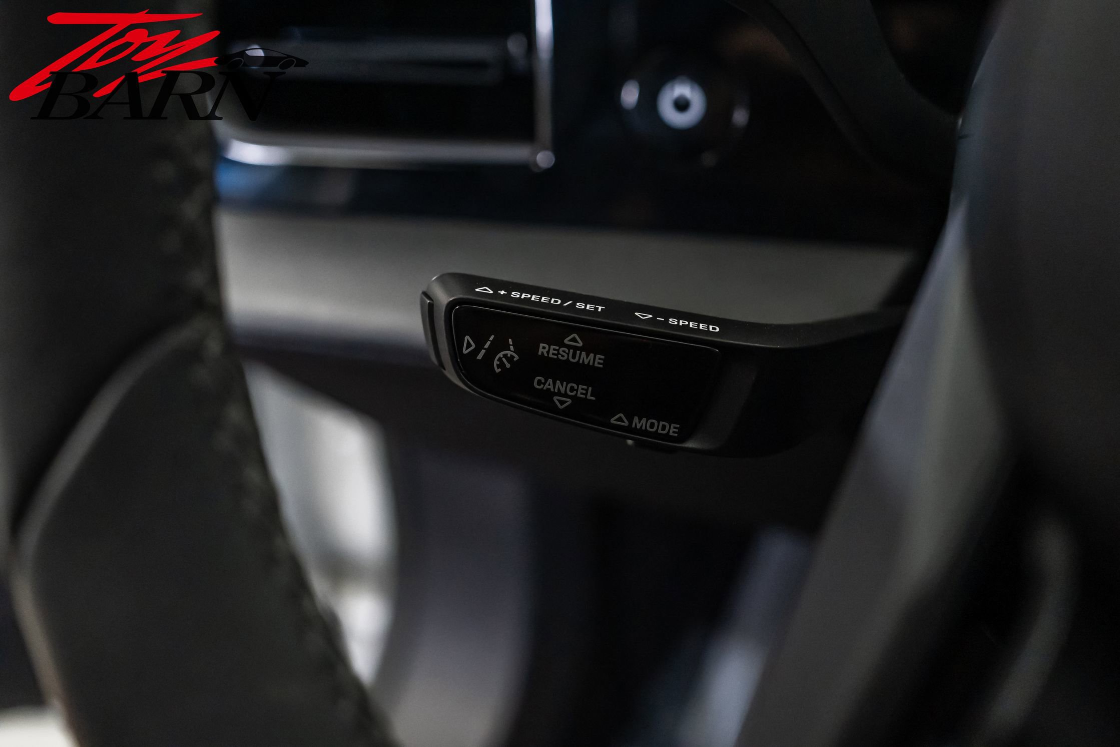 Used 2022 Porsche Taycan 4S image 34