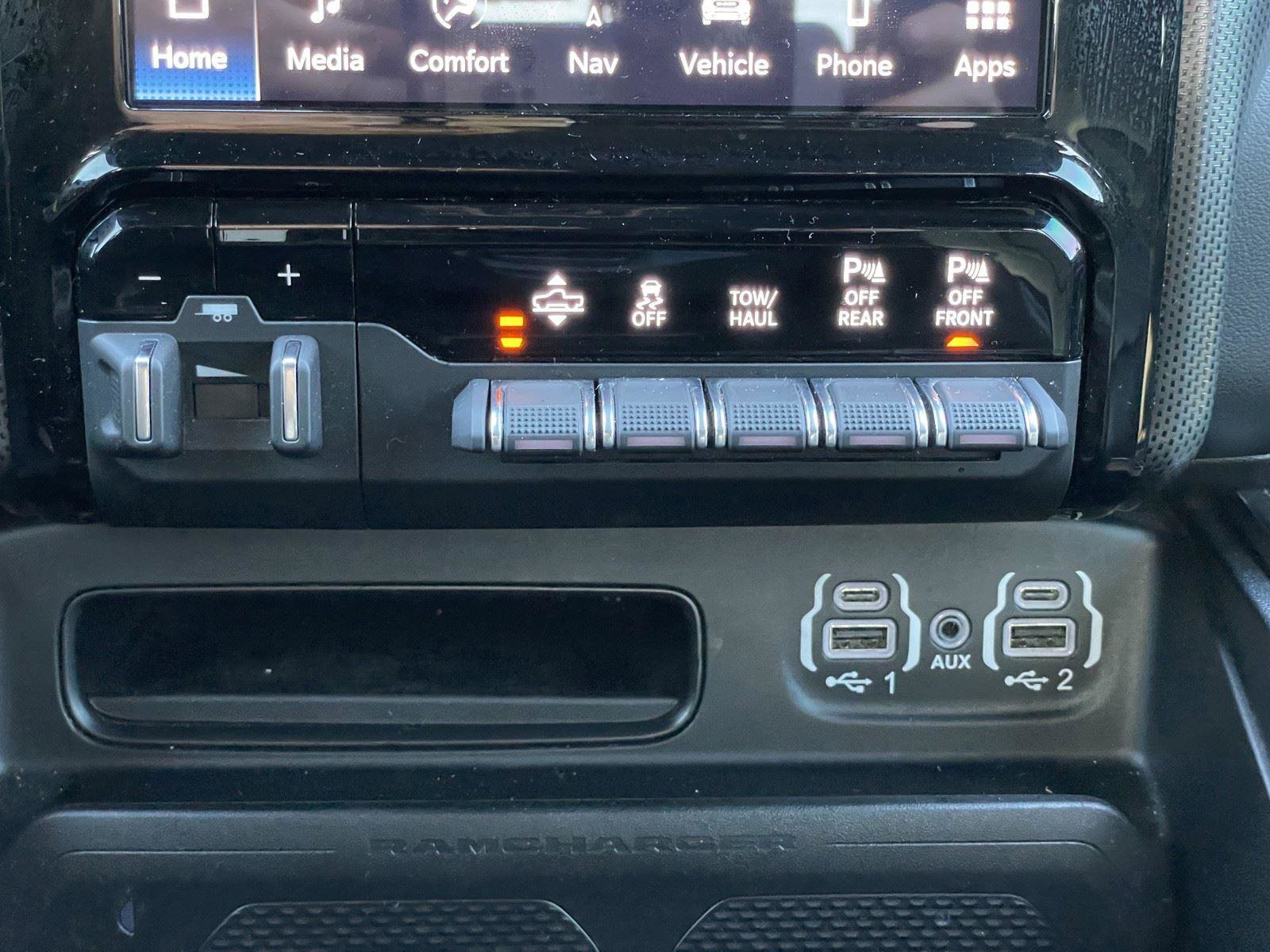 Used 2024 RAM 1500 Limited image 21