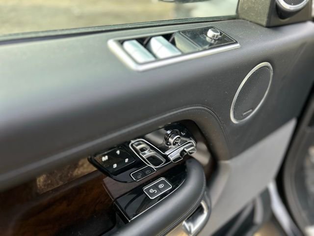 Used 2019 Land Rover Range Rover Long Wheelbase Supercharged image 13