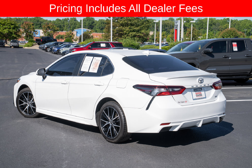 Certified 2023 Toyota Camry SE FWD image 3