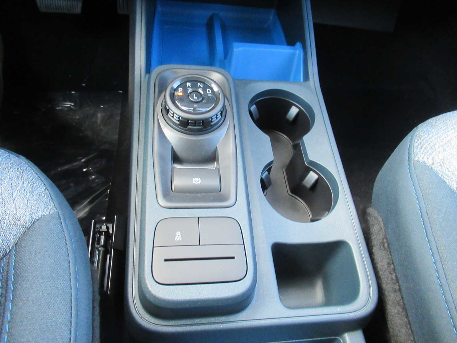 New 2025 Ford Maverick XLT w/ Equipment Group 301A image 18