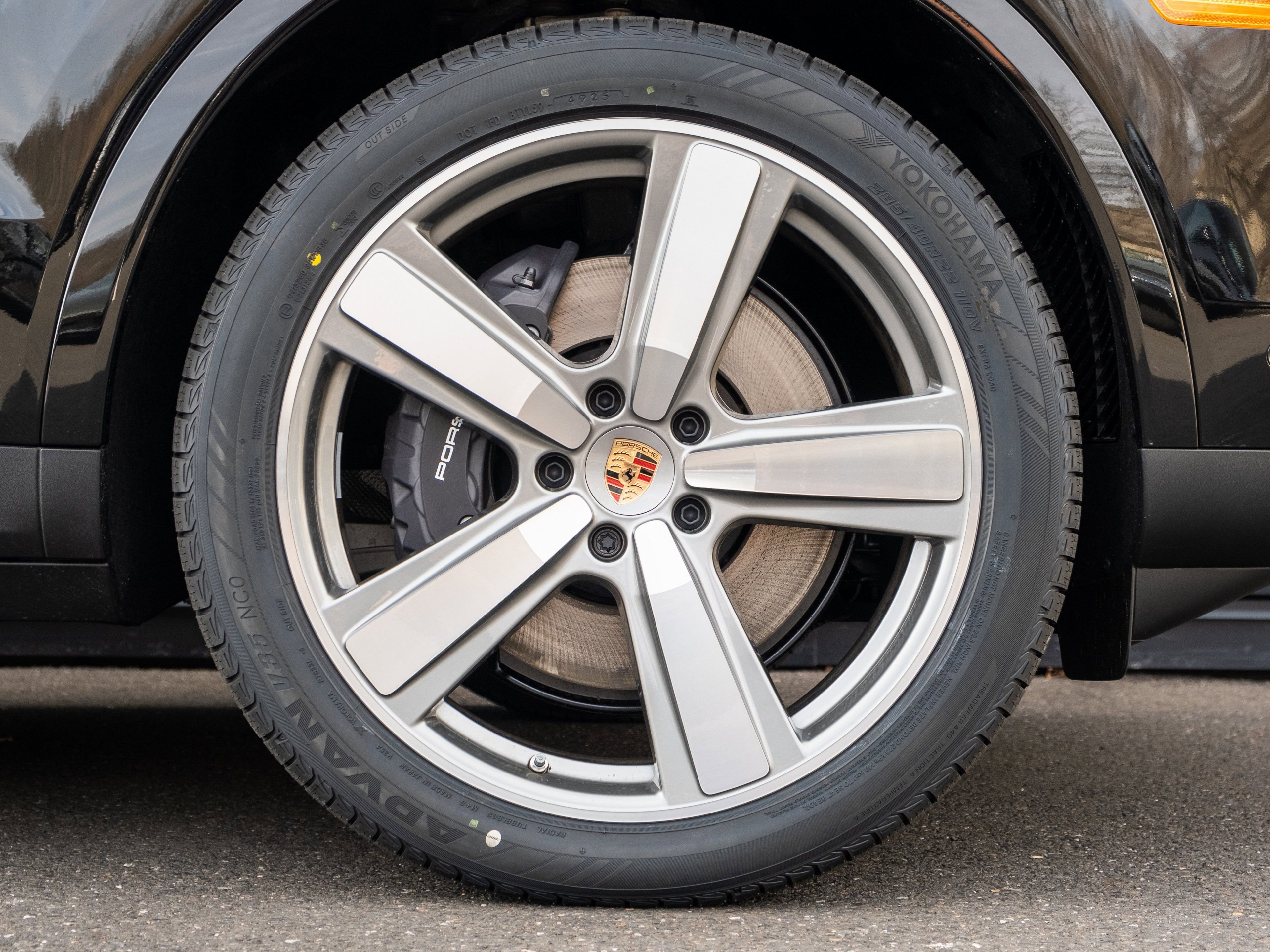 New 2026 Porsche Cayenne AWD/4WD image 15