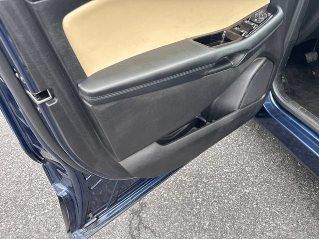 Used 2017 Ford Edge SEL w/ Equipment Group 201A AWD/4WD image 11