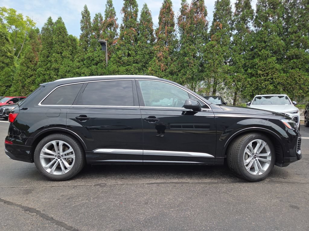 Used 2025 Audi Q7 3.0T Prestige AWD/4WD image 30