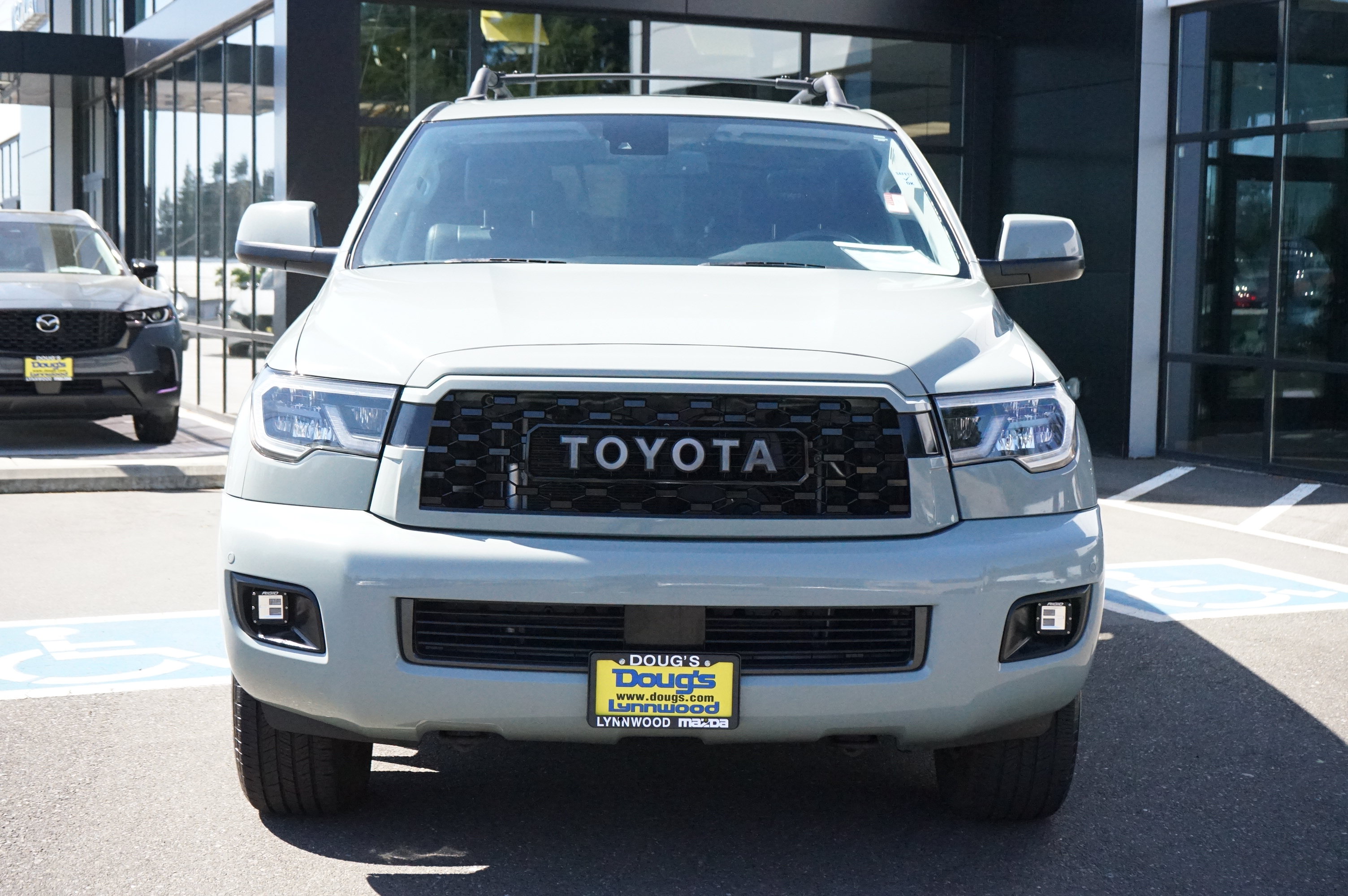 Used 2021 Toyota Sequoia TRD Pro AWD/4WD image 8