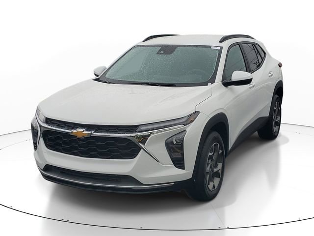 Certified 2026 Chevrolet Trax LT FWD image 2