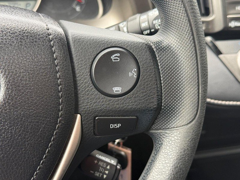 Used 2015 Toyota RAV4 XLE AWD/4WD image 21