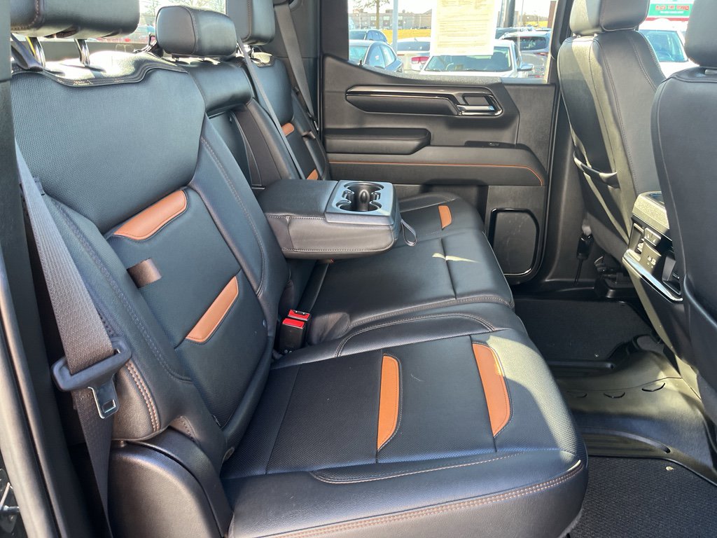 Used 2023 GMC Sierra 1500 AT4 w/ Technology Package image 28