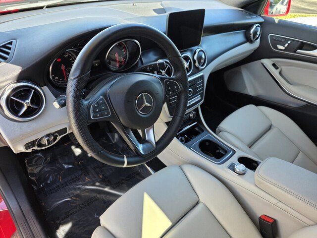 Used 2020 Mercedes-Benz GLA 250 image 10