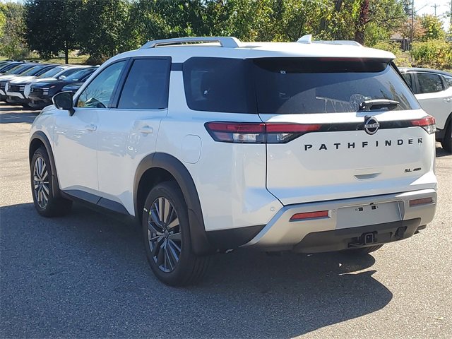 New 2025 Nissan Pathfinder SL w/ SL Premium Package image 3