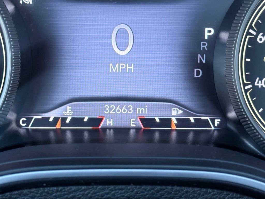 Used 2022 Jeep Cherokee Limited image 17