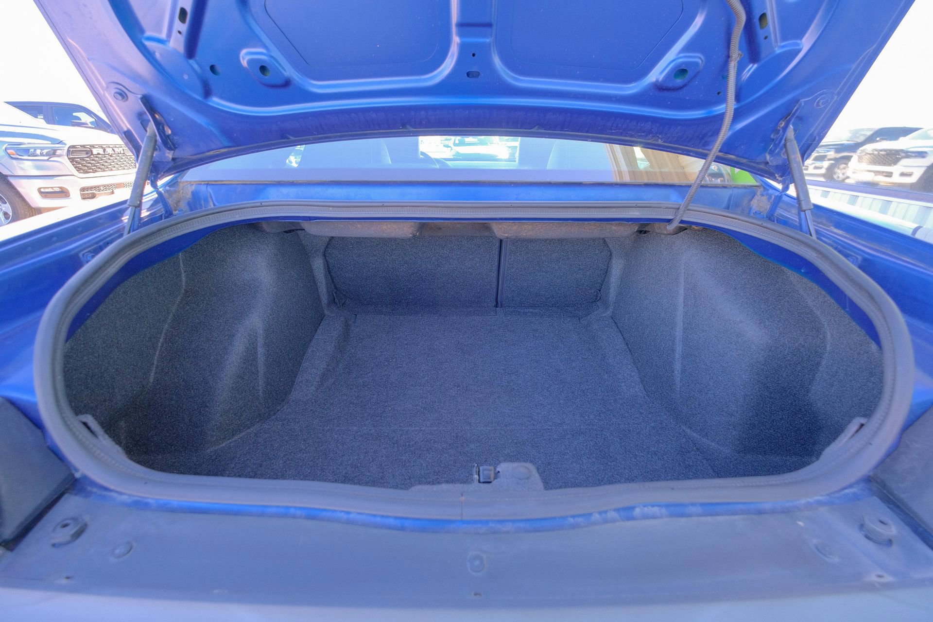 Used 2009 Dodge Challenger R/T image 22