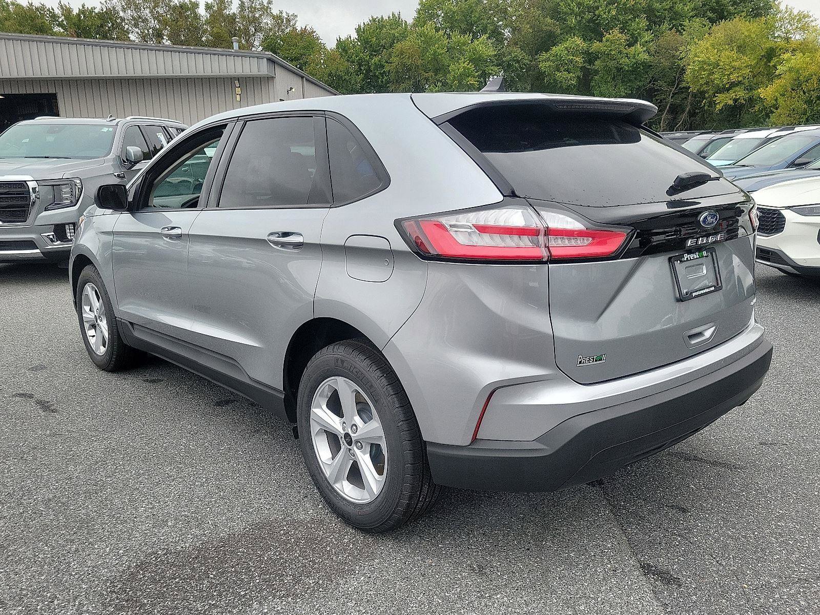 New 2024 Ford Edge SE image 4