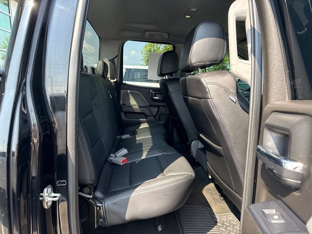 Used 2018 Chevrolet Silverado 1500 Custom w/ Custom Value Package AWD/4WD image 20