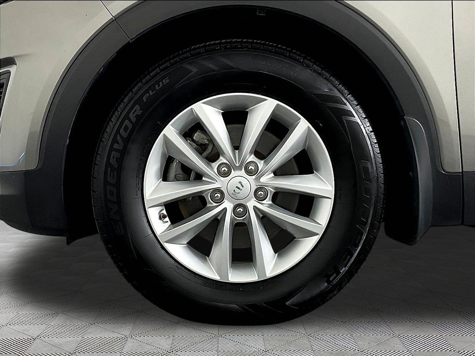 Used 2017 Kia Sorento FWD image 33