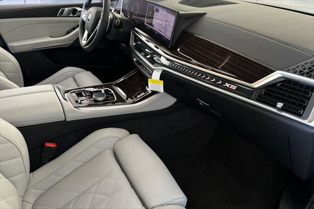 New 2026 BMW X5 sDrive40i w/ Premium Package RWD image 15