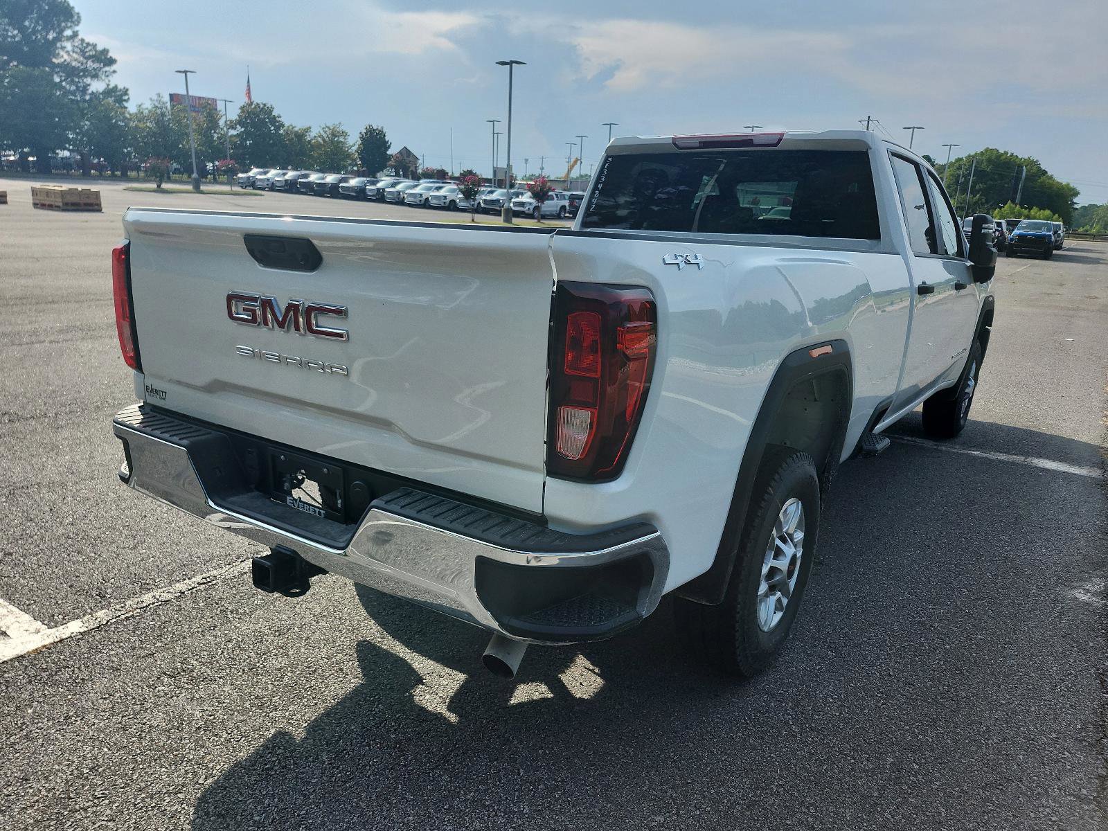 New 2025 GMC Sierra 2500 Pro w/ Convenience Package image 3