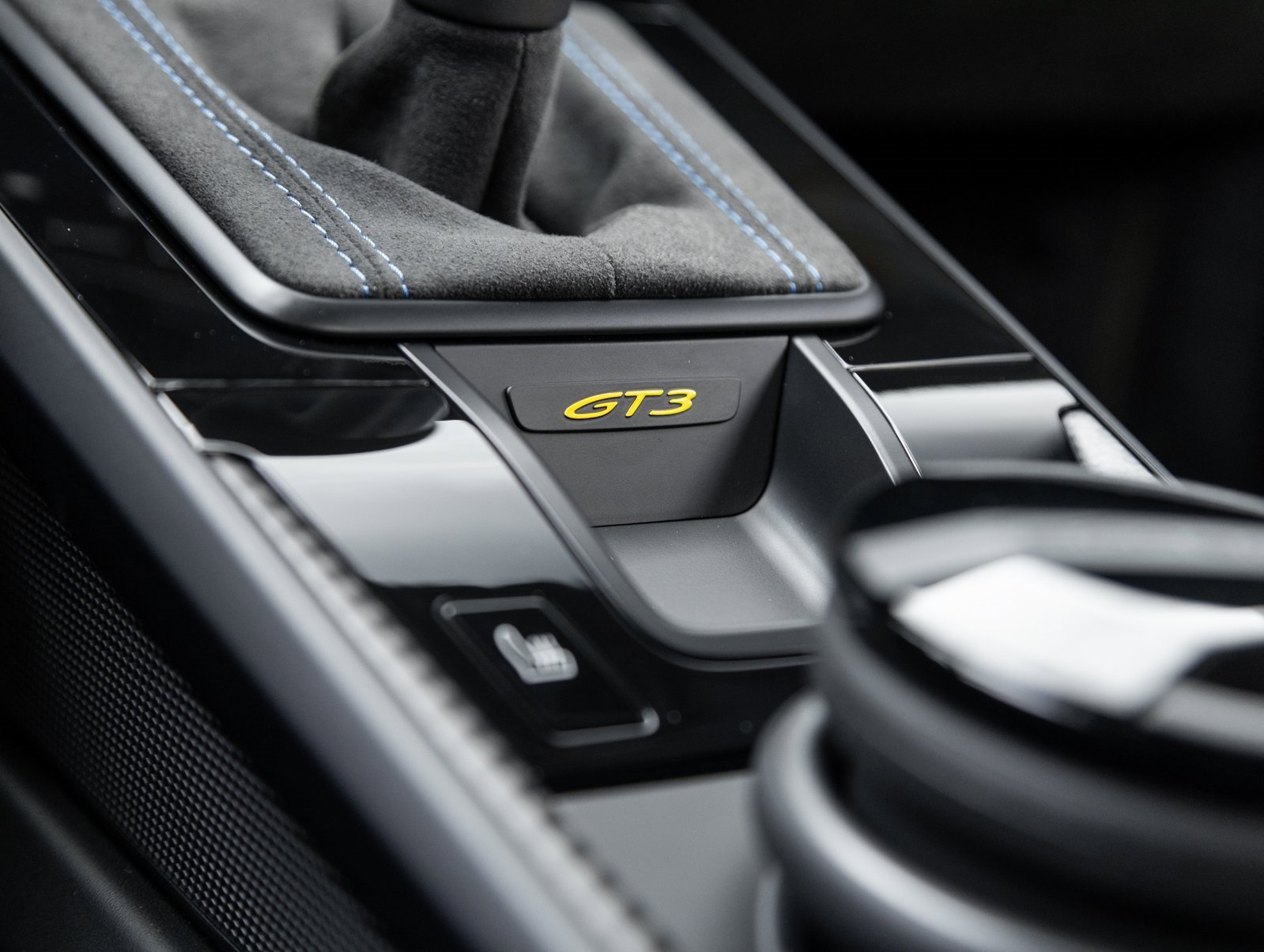 Certified 2025 Porsche 911 GT3 image 29